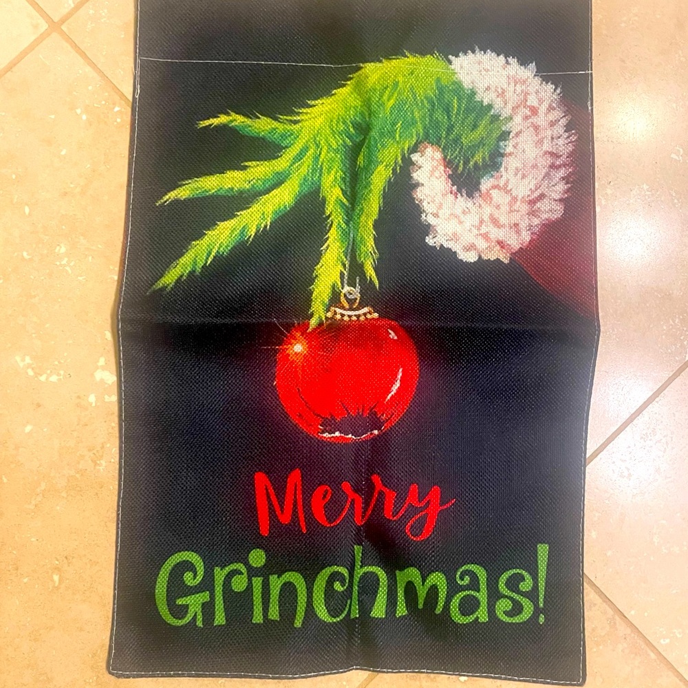 Merry Grinchmas 🎄 Garden Flag